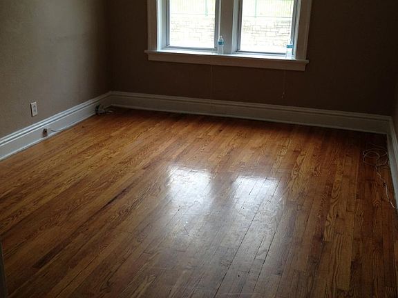 4th image of 3137 Louisiana Ave #1BDR-1