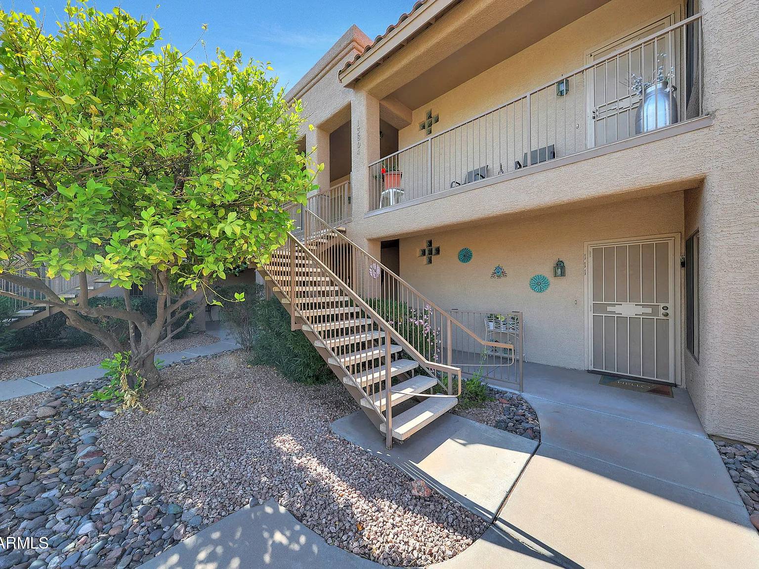 2 bed, 1032 sqft, $3,000 — Photo 3