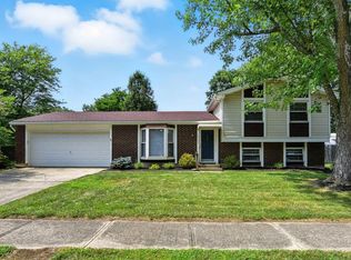 4787 Timberknoll Rd, Cincinnati, OH 45244