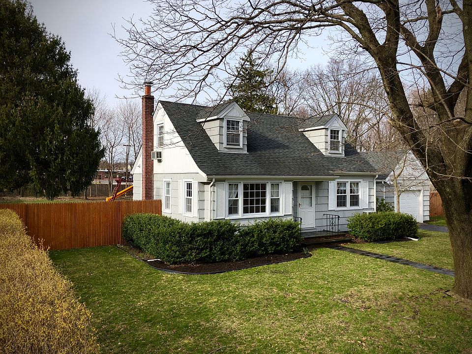 1st image of 25 Piedmont Dr