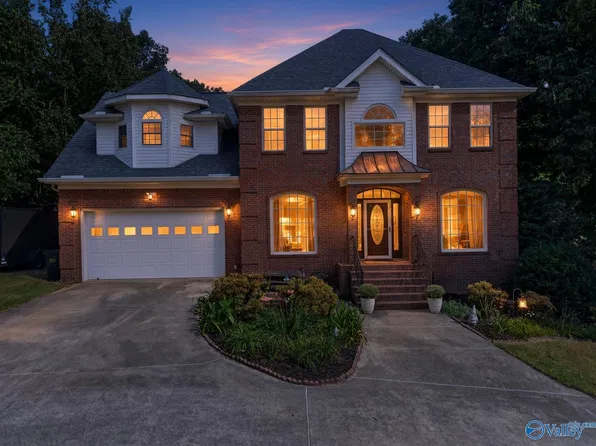 113 Given Cv, Laceys Spring, AL 35754