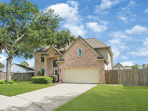 3rd image of 2205 W Van Trease Dr