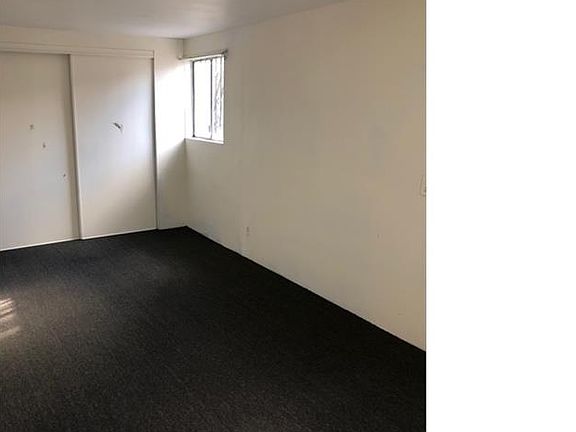 4th image of 918 W 83rd St