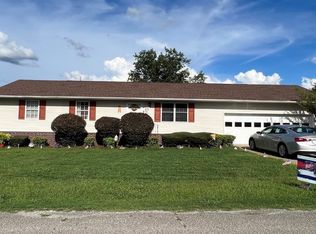 16 Fleming St, Jackson, TN 38301