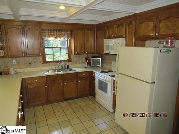 5th image of 104 Brigham Creek Dr