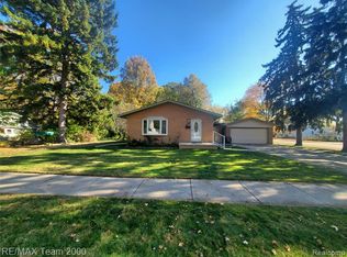 4565 Universal St, Dearborn Heights, MI 48125