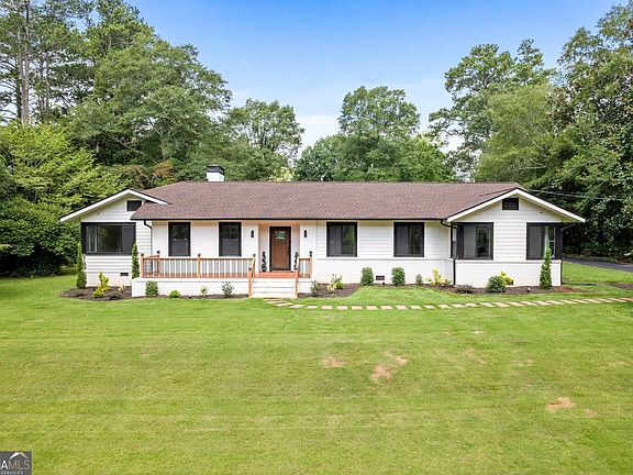 2nd image of 1099 Pine Valley Rd