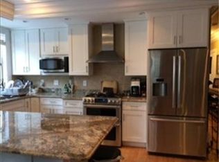 627 E 2nd St #2, Boston, MA 02127