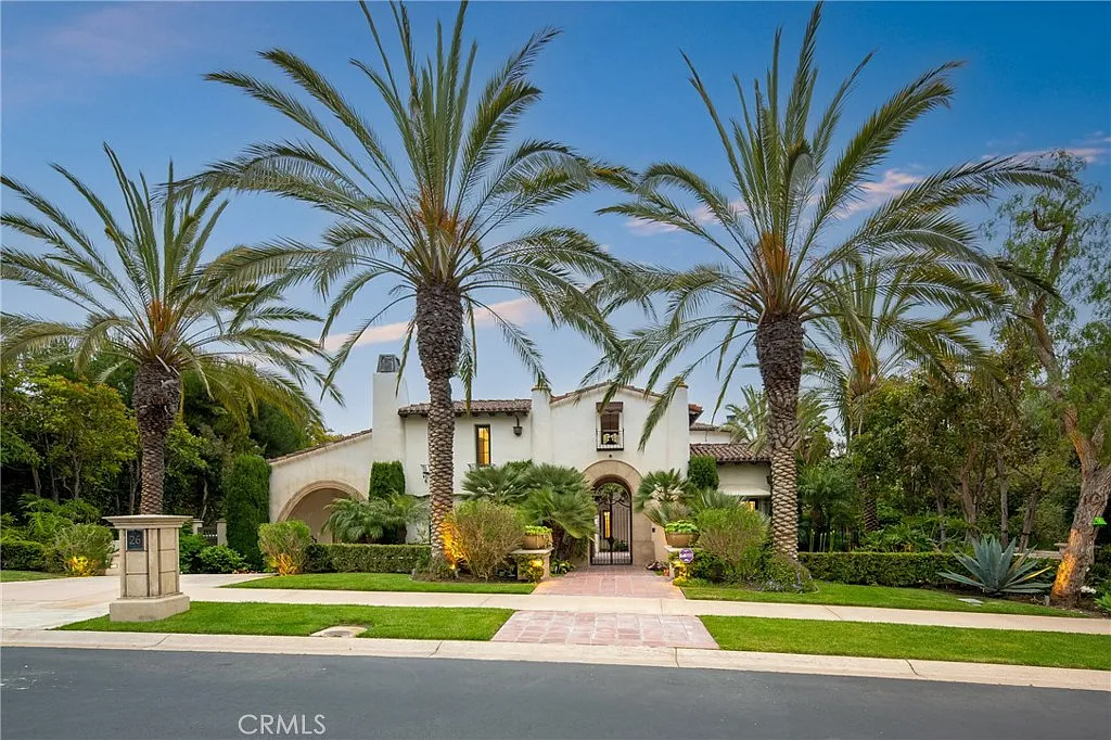 5 bed, 10.0 bath, 8422 sqft, $45,000 — Photo 2
