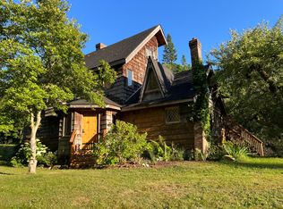 8911 Gypsy Ln, Sumas, WA 98295