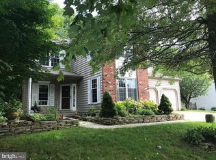 902 Burdette Dr, Downingtown, PA 19335