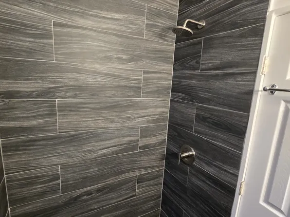 168 East 7th Street image 4 of 6