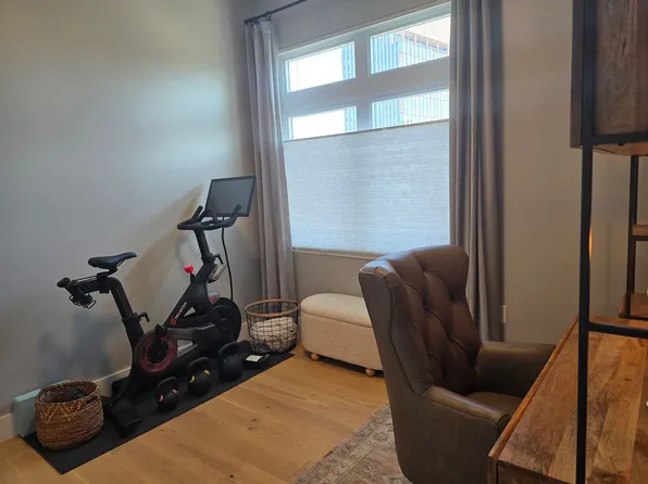 8 Blakeley Ave #8, Somerville, MA 02145