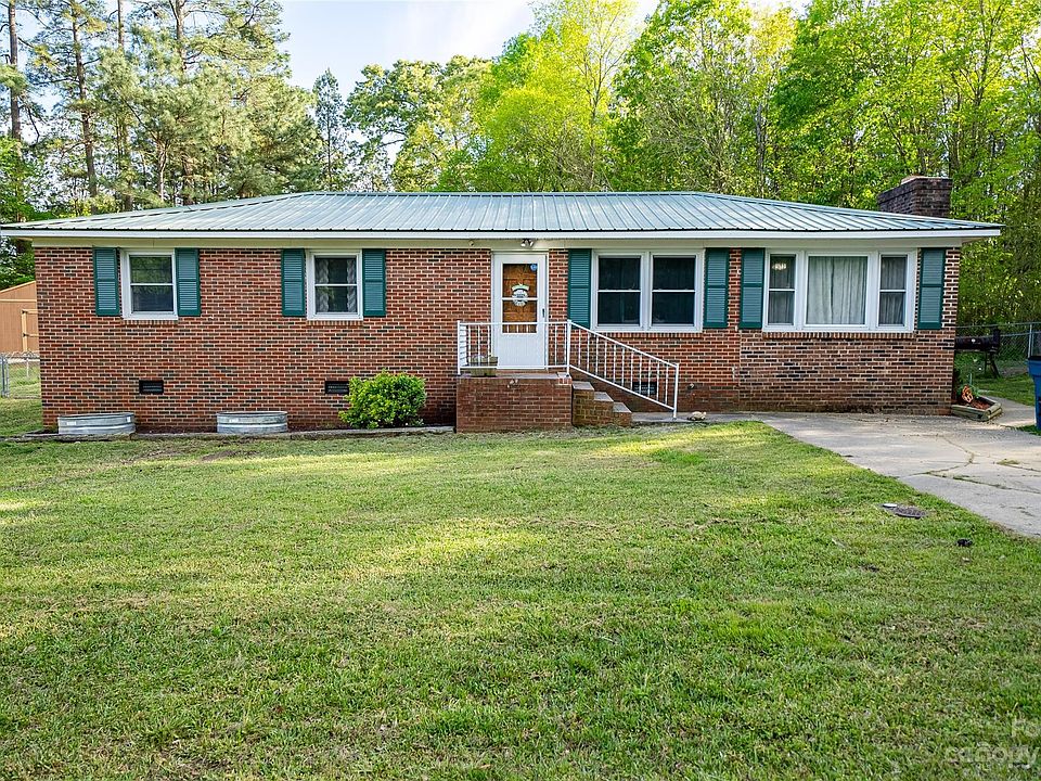 417 Gregg St, Biscoe, NC 27209 Zillow