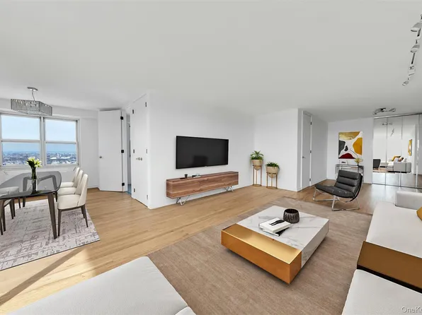 110-11 Queens Boulevard #19C, Forest Hills, NY 11375