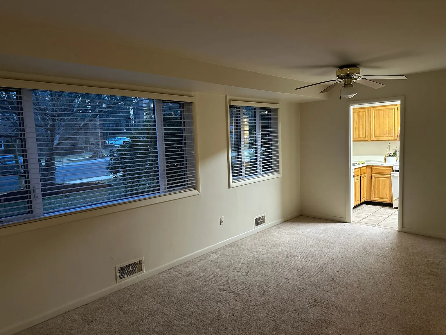 1 bed, 773 sqft, $1,950 — Photo 4