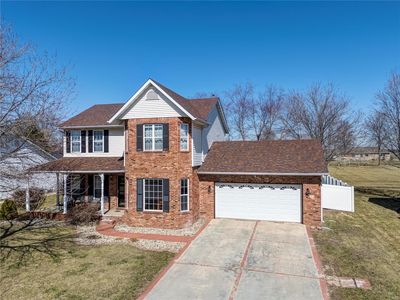 165 Falcon Dr, Highland, IL, 62249