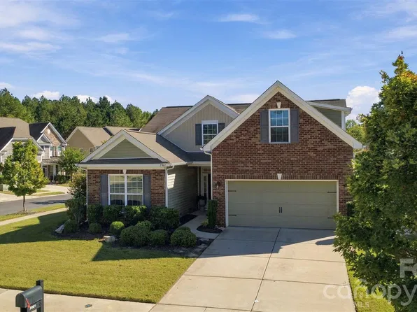 2001 Blackberry Ln, Lancaster, SC 29720