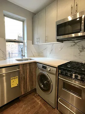 Rented by Bohemia Realty Group | media 28