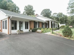 555 Jefferson Dr, Lynchburg, VA 24502