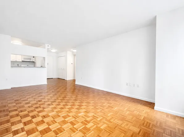 350 West 43rd Street image 1 of 7