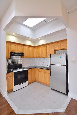 Rented by Optimar International Realty | media 19