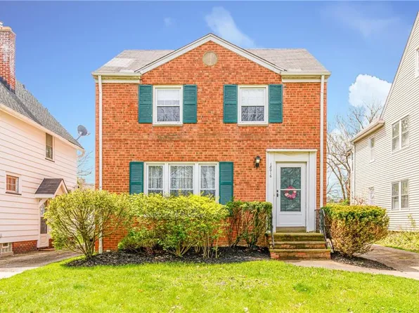 18016 E Park Dr, Cleveland, OH 44119
