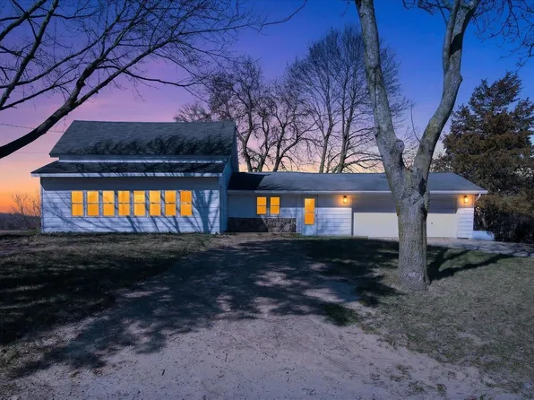 8539 Bliss Rd, Elwell, MI 48832