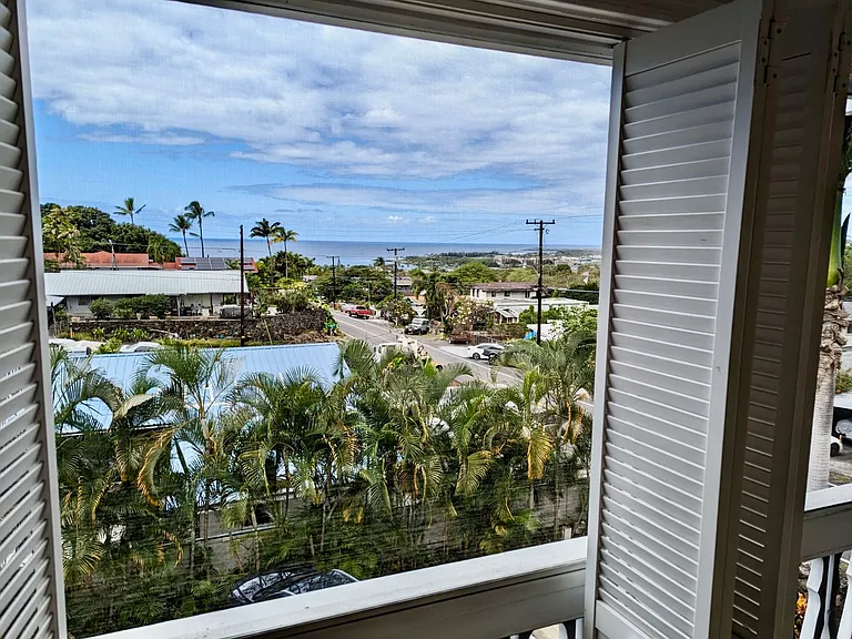 75-228 Aloha Kona Dr — Photo 1