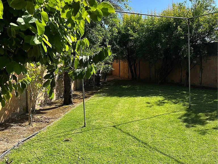 6251 Chimineas Ave — Photo 34