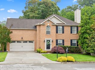 8224 Kingstree Ln, Knoxville, TN 37919