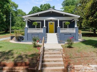 147 N Hillside St, Rutherfordton, NC 28139