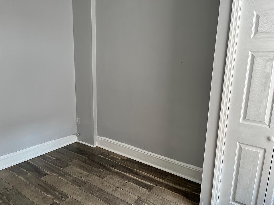 1st image of 9 Roosevelt Ave APT 3