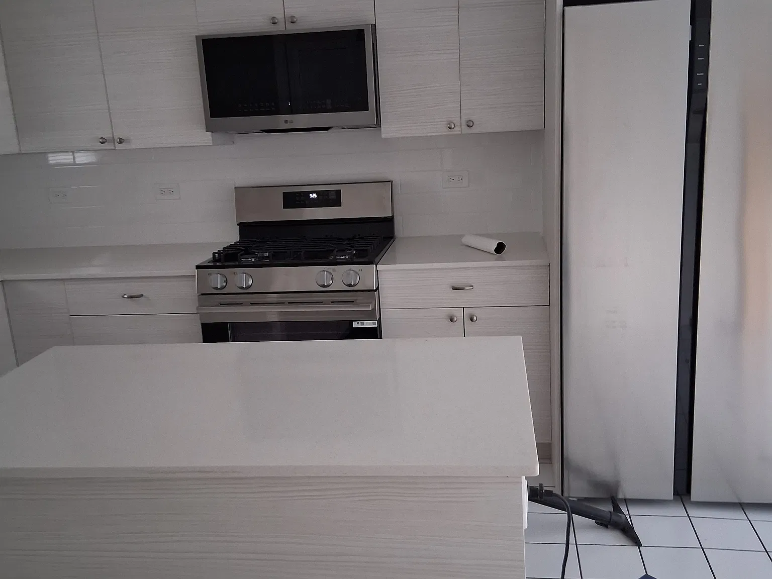 4 bed, 1500 sqft, $3,200 — Photo 1