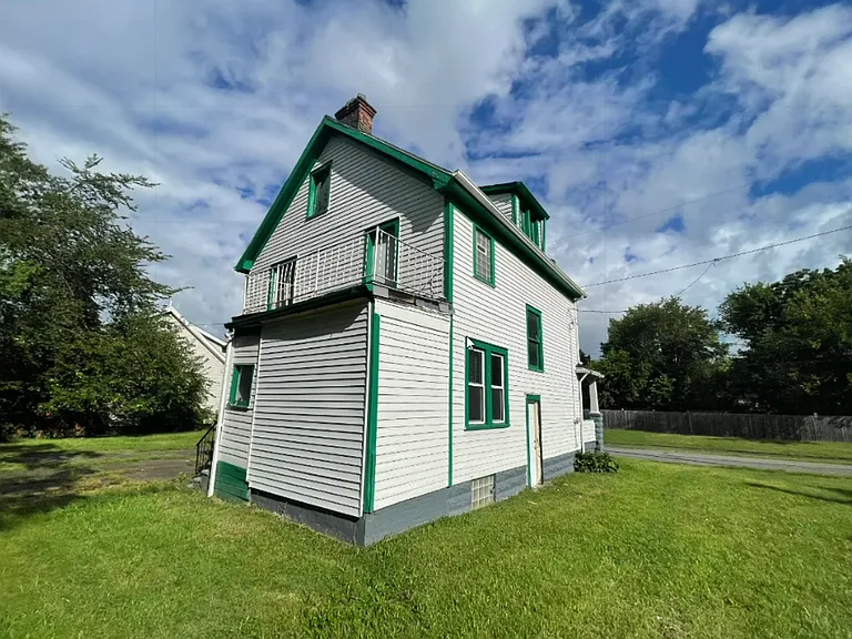9520 Marah Ave — Photo 17
