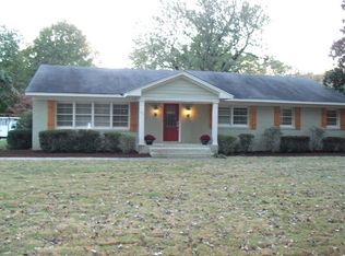 61 S Mendenhall Rd, Memphis, TN 38117