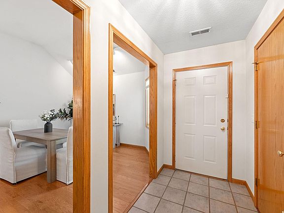 4th image of 3929 Stetson Dr