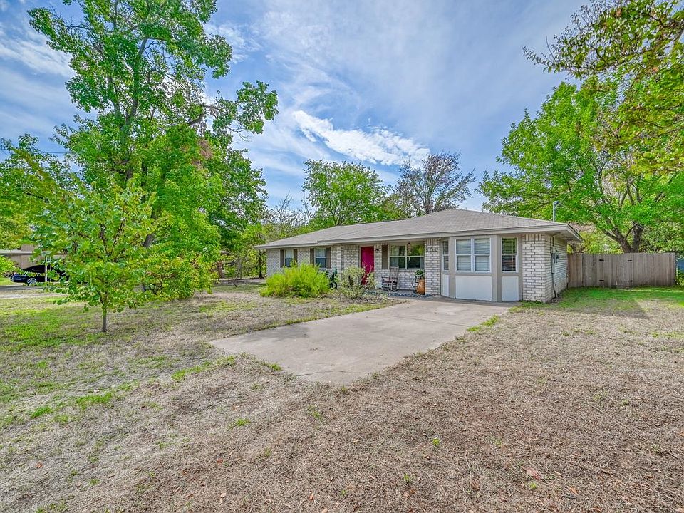1st image of 1206 Mulberry Drive