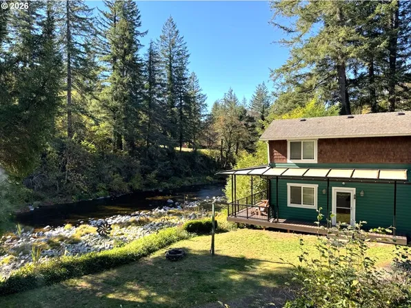 37117 NE Washougal River Rd, Washougal, WA 98671
