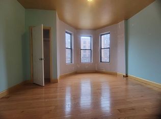 285 Montgomery St #2, Brooklyn, NY 11225