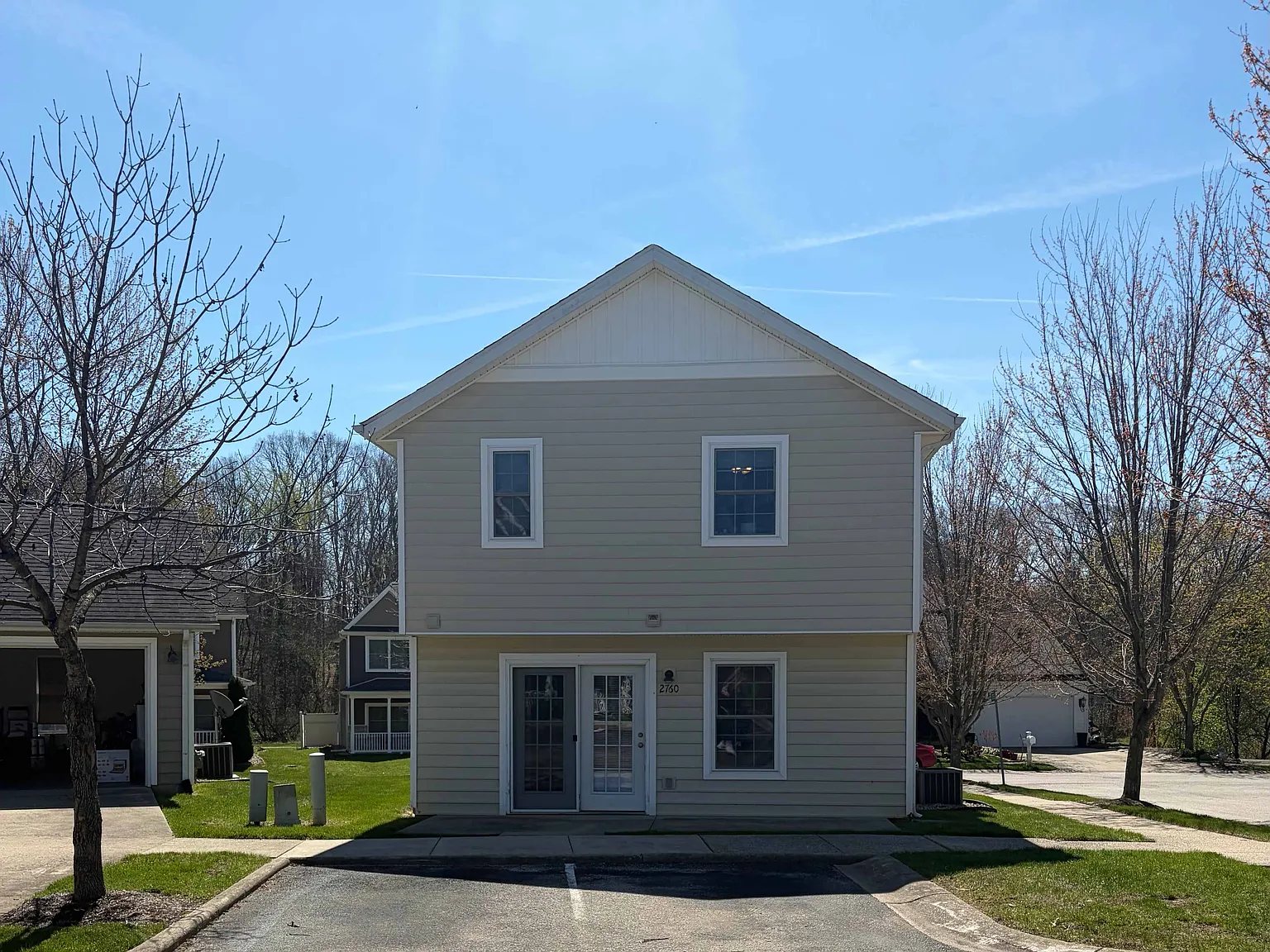 2 bed, 2.5 bath, 1364 sqft, $1,790 — Photo 2