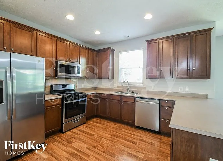 6240 Eagle Lake Dr — Photo 6
