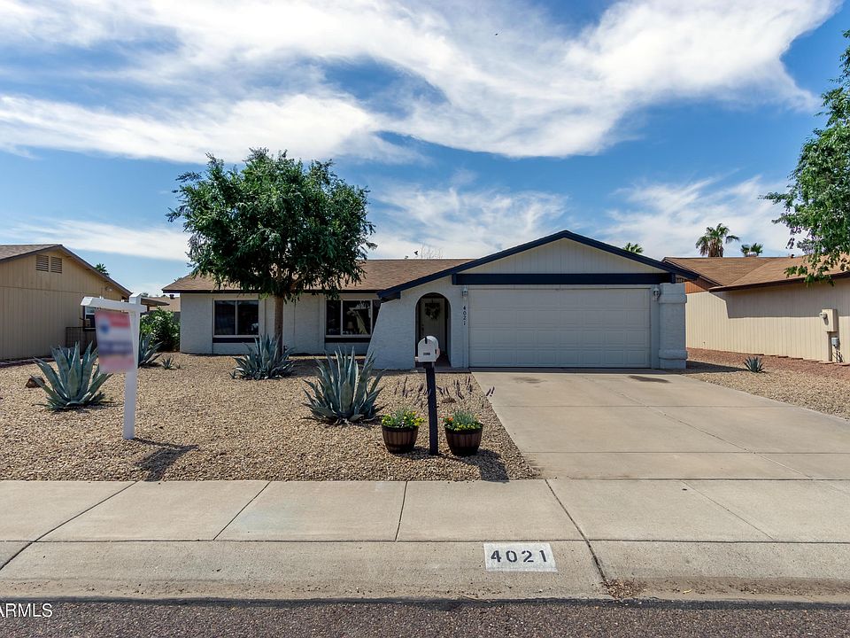 1st image of 4021 E Windrose Dr