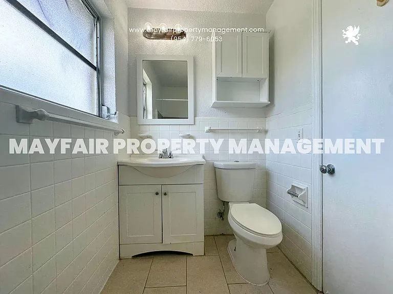 306 2nd Ave S #10 — Photo 10