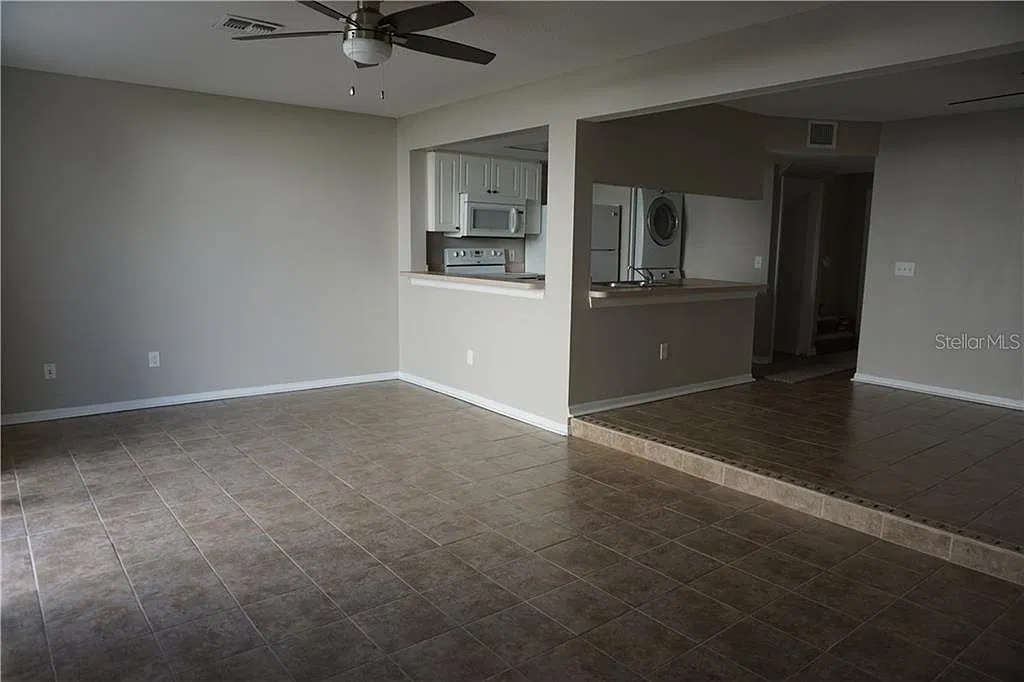 3 bed, 1450 sqft, $1,700 — Photo 2