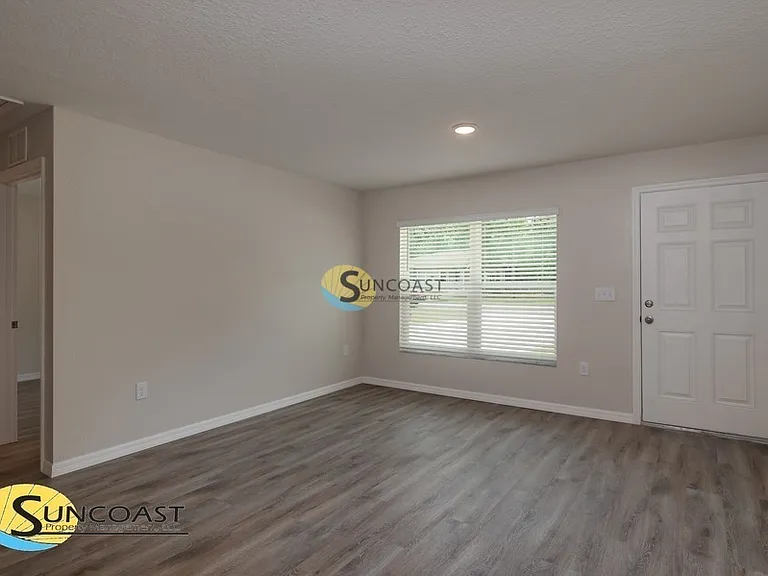 9337 N Mendoza Way — Photo 5