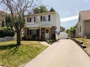 2707 Wyndale Rd, Toledo, OH 43613