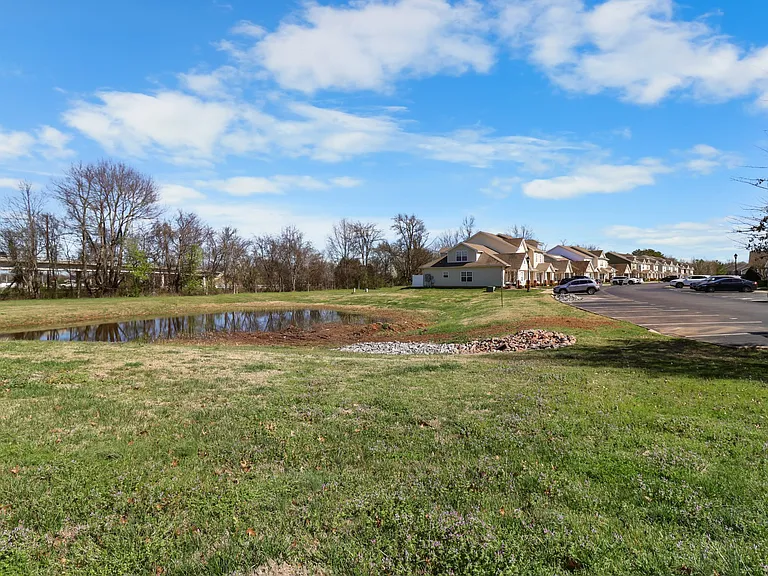 106 Alexander Blvd — Photo 25