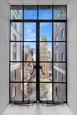 Sold by Compass | media 5