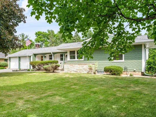 5105 Tifton Dr, Edina, MN 55439